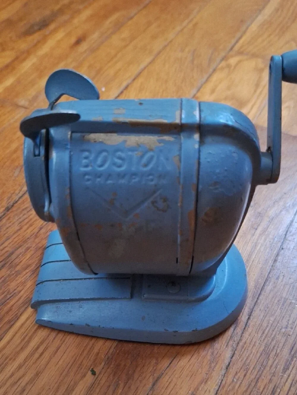 Vintage Boston heavy-duty manual pencil sharpener